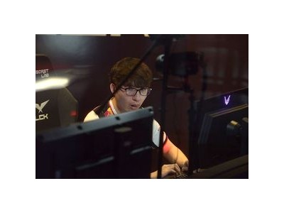 LPL 지도자 T1에 이긴 경기 언급하며 세계 최고 강조