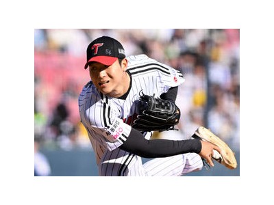 우강훈 홀드 1위 등극 프로야구 팬들 반응 뜨거워
