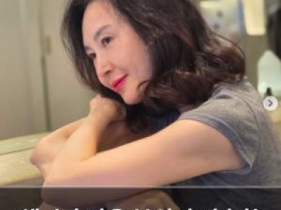 채시라 가을 분위기 연출한 곱슬머리로 화제