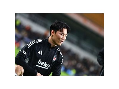 오현규 세르겐 얄츤 감독 떠나자 작별 인사